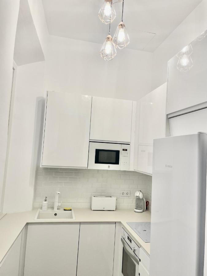 Puerta Azul 3 Bedroom Deluxe Apartment Málaga Exteriör bild
