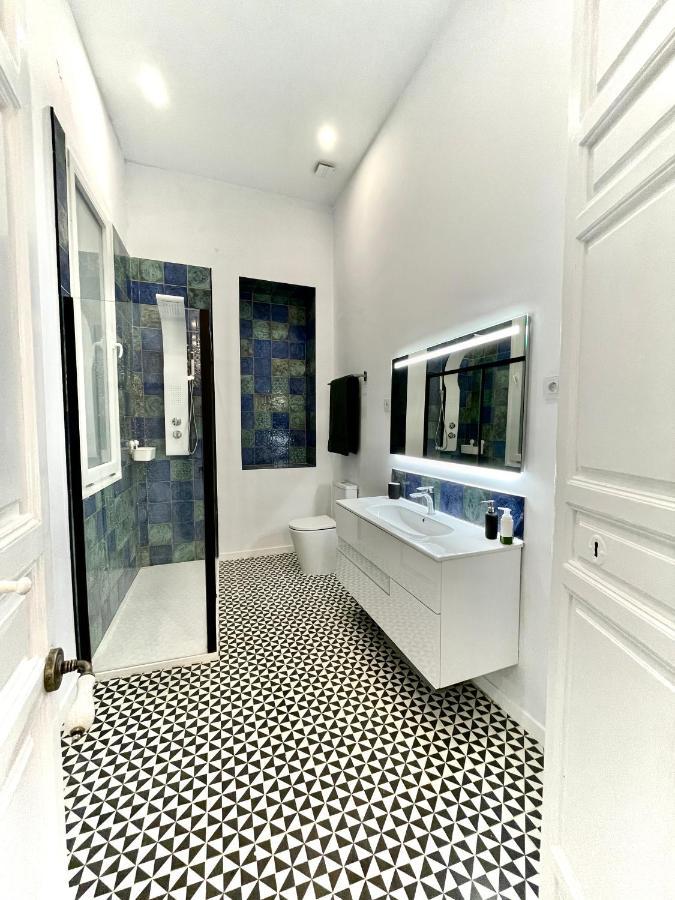 Puerta Azul 3 Bedroom Deluxe Apartment Málaga Exteriör bild